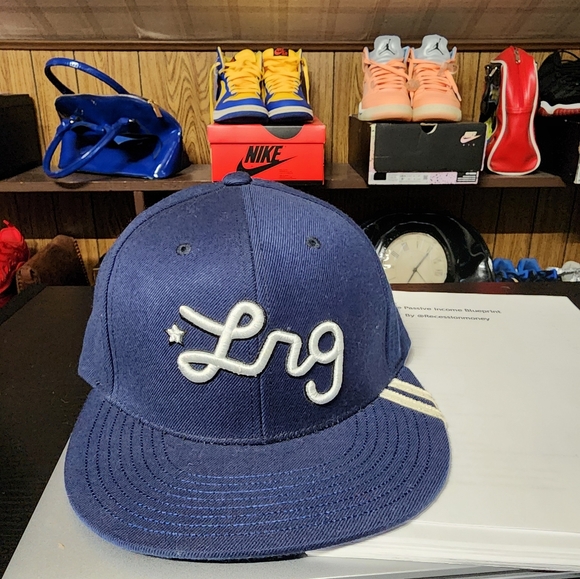 Lrg Snapback - Picture 2 of 3